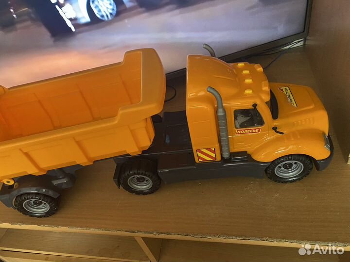 Грузовик десткий