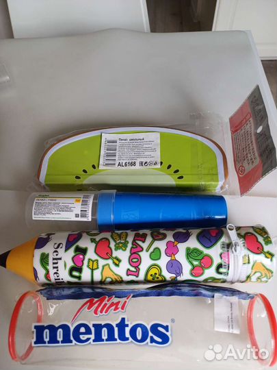 Пеналы mentos,kiwi