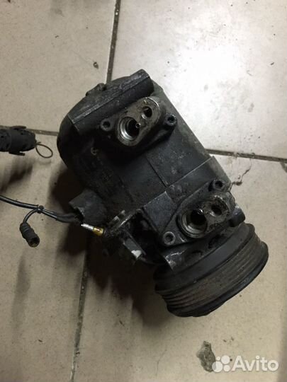 Компрессор кондиционера на BMW E34