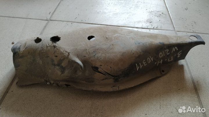 Пыльник рычага задний Mercedes-Benz E-Class W210