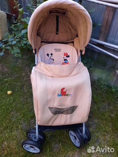 Прогулочная коляска трость