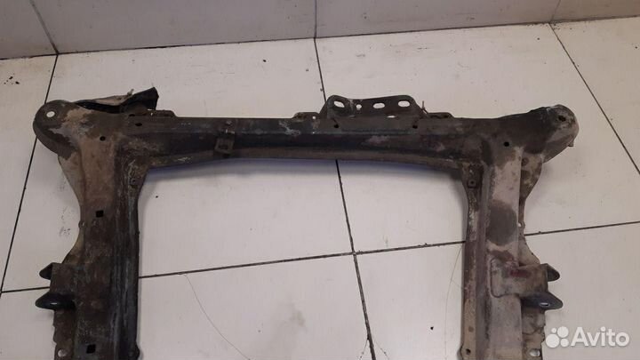 Балка подмоторная Renault Clio