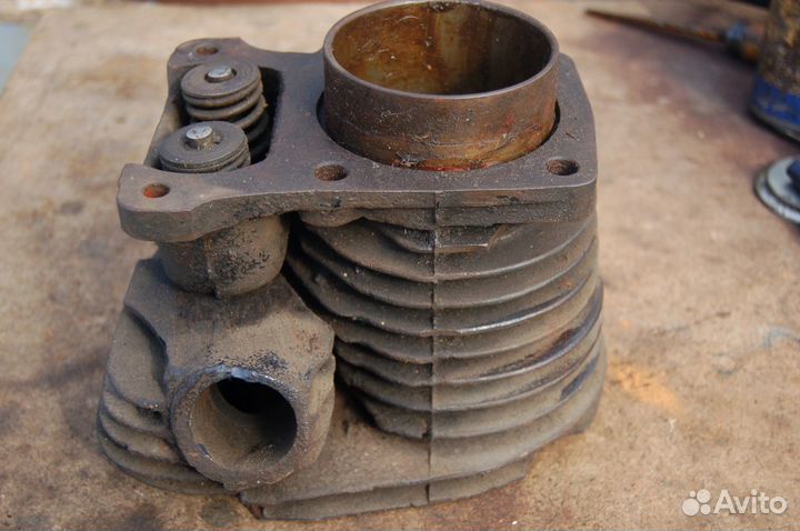 Цилиндр на мотоцикл К-650