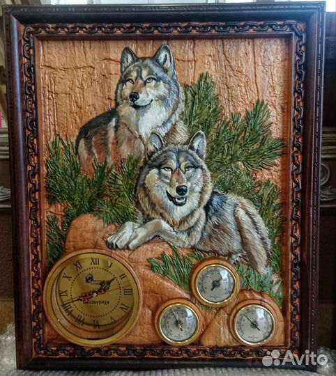 Мини метеостанция Волк из дерева