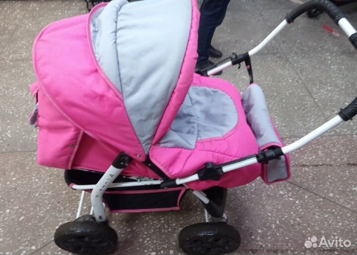 Коляска детская Melly