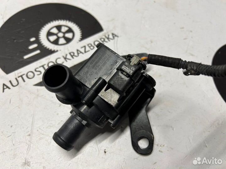 Помпа водяная Audi Q5 FY DET 2018