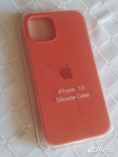 Чехол на iPhone 13 новый