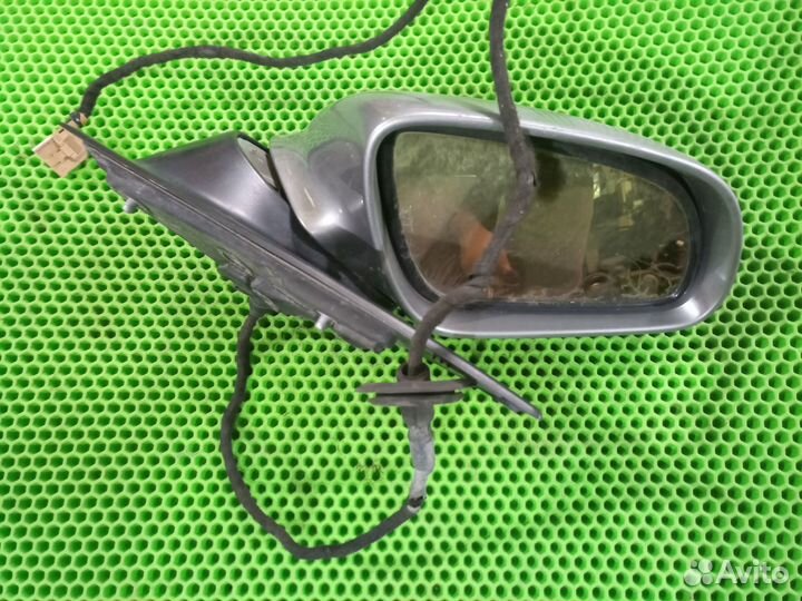 Зеркало наружнее правое Audi A8 D3 S8