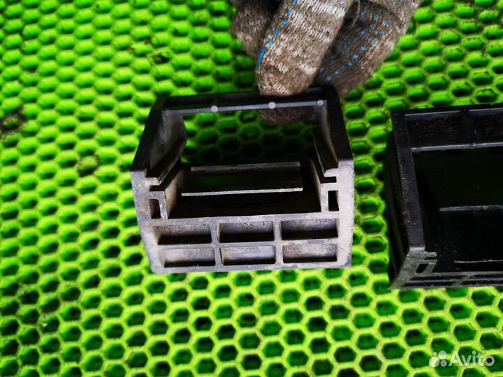 Кронштейн радиатора на BMW X5 F15 F85 (2013-2018)