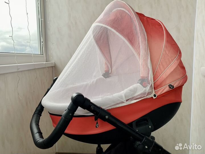 Коляска Zippy Pia 3в1, на новых колесах