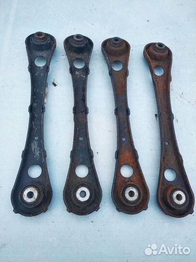 Рычаг задний поперечный 8E0501529K