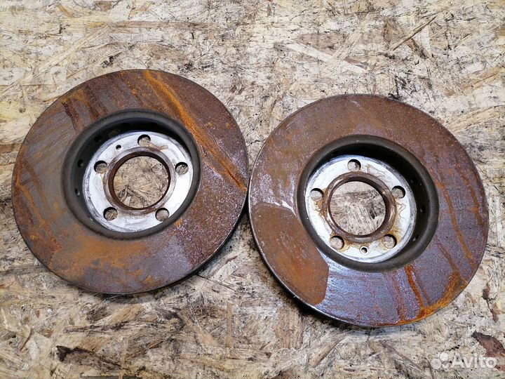 Диск тормозной передний Volkswagen Polo 5 6R