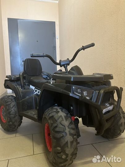 Детский квадроцикл на аккумуляторе Toyland