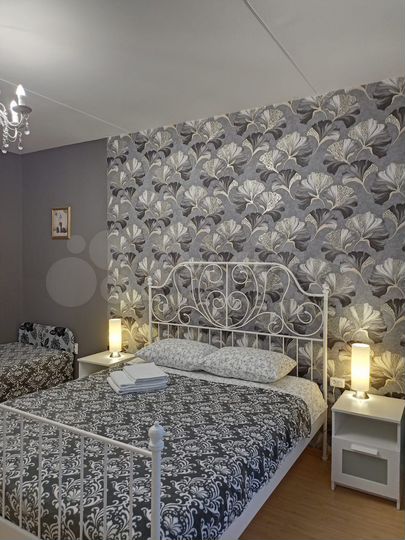 2-к. квартира, 65 м², 2/4 эт.