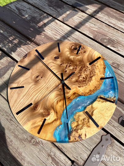 Часы настенные интерьерные