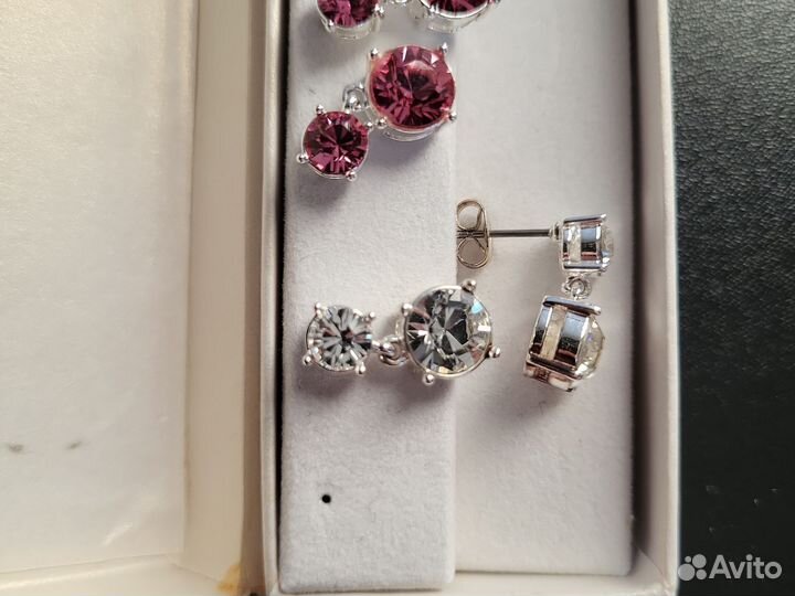 Набор сережек с кристаллами swarovski