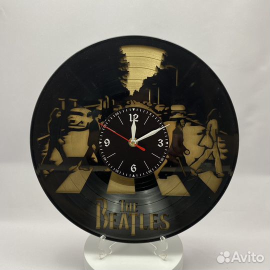 Группа Битлз The Beatles, золото №2 часы из винила