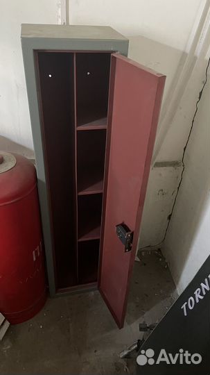 Оружейный сейф под ружье