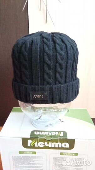 Женская шапка