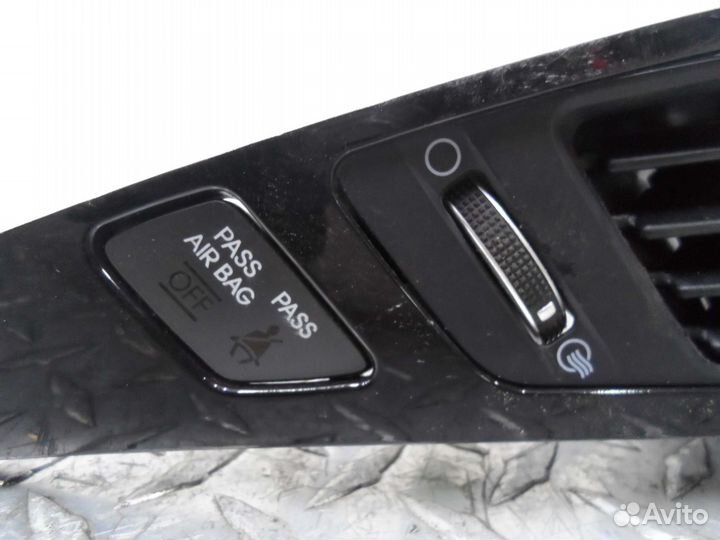 Дефлектор обдува салона Hyundai Sonata 6 YF 974203