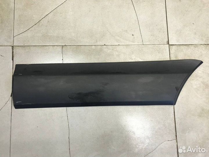 Накладка двери задней левой