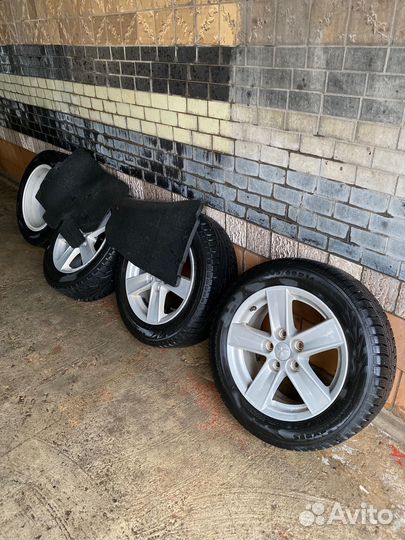 Колеса (зима) на Mitsubishi Lancer X R16