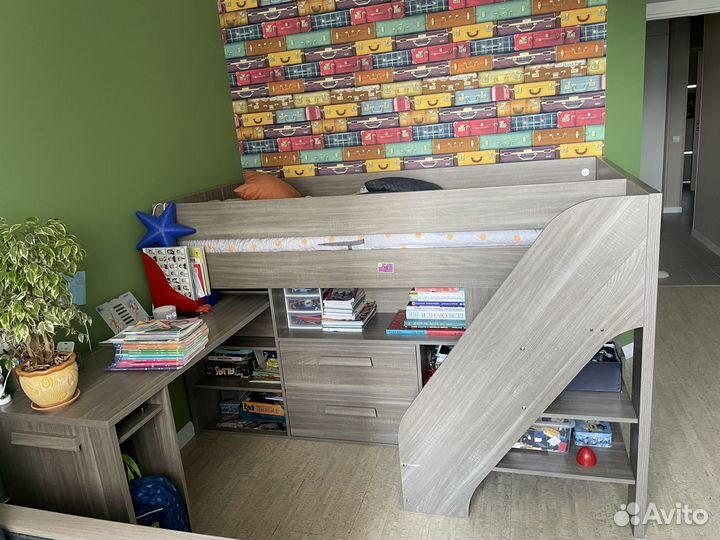 Комплект детской мебели для детской комнаты