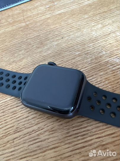 Часы apple watch 6 40 mm nike