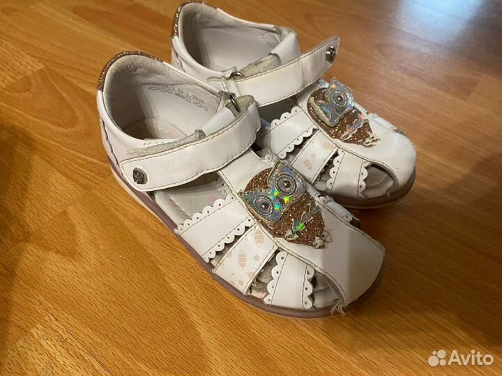 Сандалии для девочки