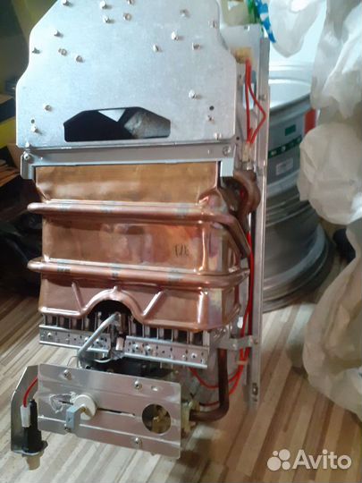 Колонки газовые Bosch gwh-13p.автомат