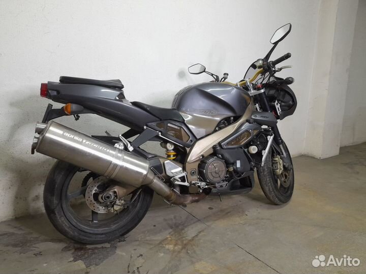 Aprillia Tuono 1000