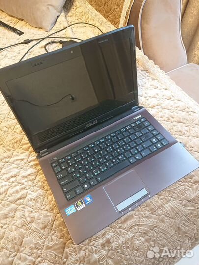 Ноутбук asus