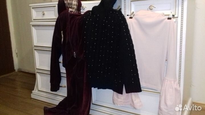 Продаю пакетом одежду женскую 46-48 размера