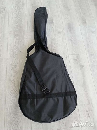 Гитара elitaro