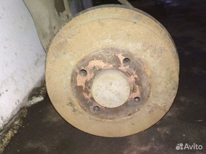 Тормозной барабан задний левый Renault Logan 1 LS