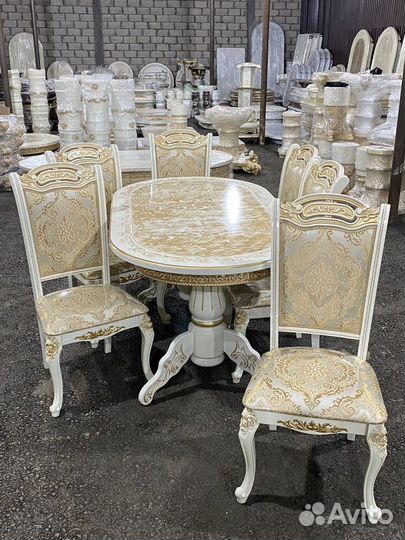 Столы и стулья