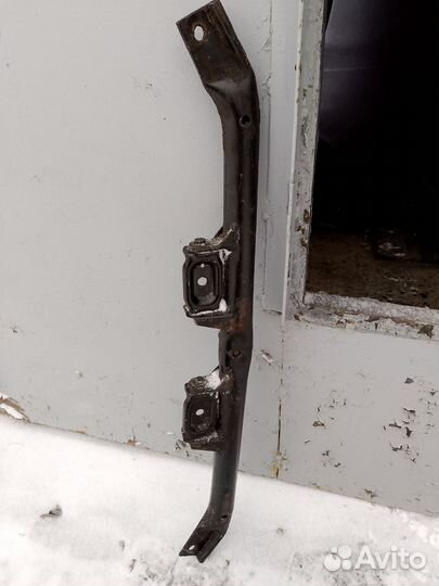 Балка поперечная bmw 3 e36