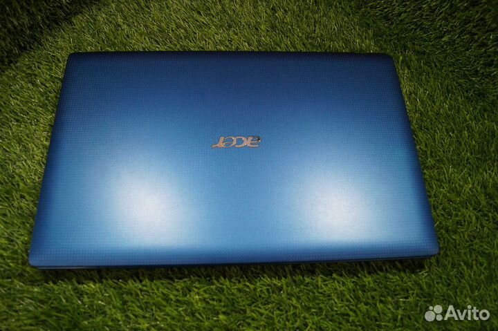 Практически как новый красивый синий Acer