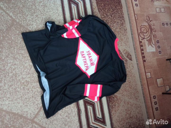 Тренировочные свитера и игровые гамаши хк Спартак