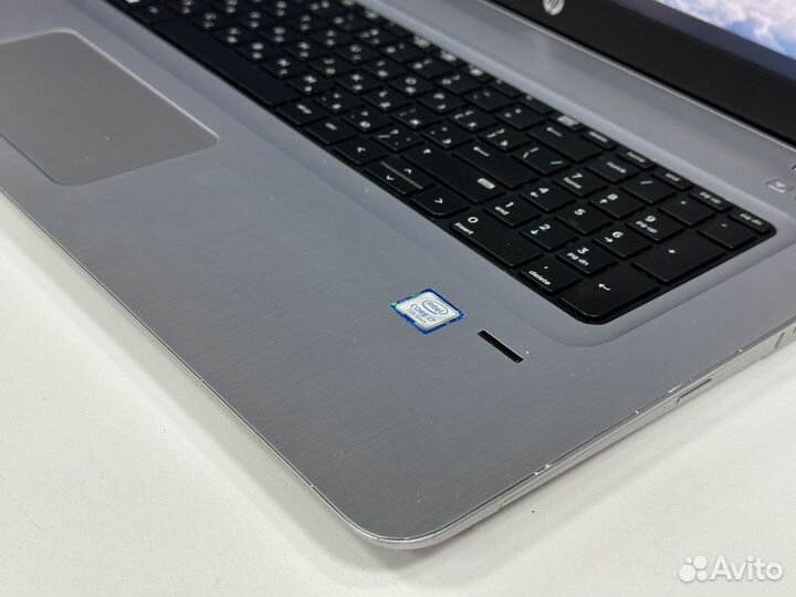 Игровой HP ProBook 17.3 IPS Core i7 16G SSD256g