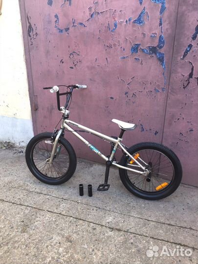 Трюковой велосипед bmx