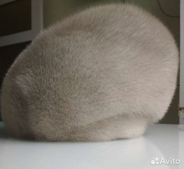 Женский норковый берет