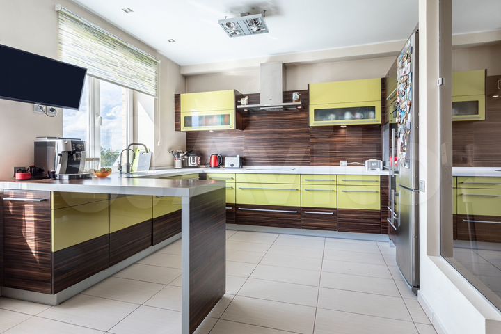 4-к. квартира, 159,3 м², 4/5 эт.