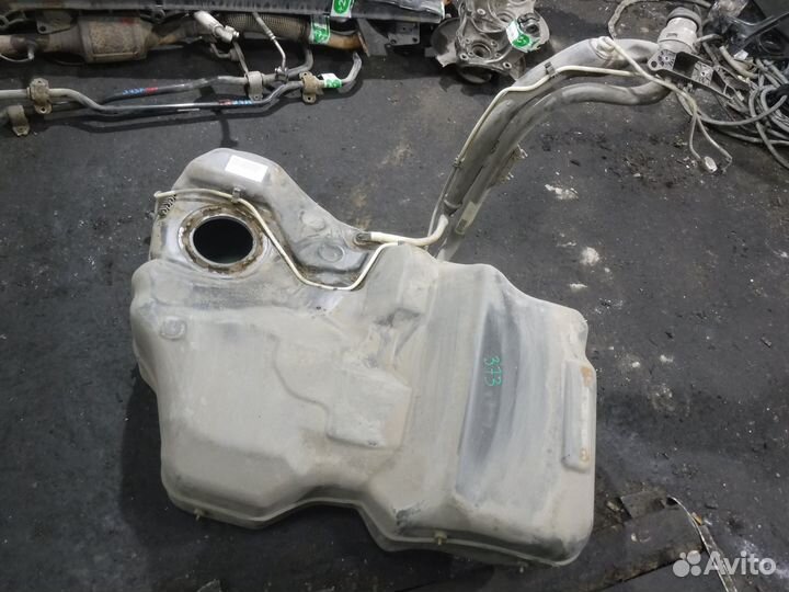 Бак топливный (бензобак) Volkswagen Passat B6