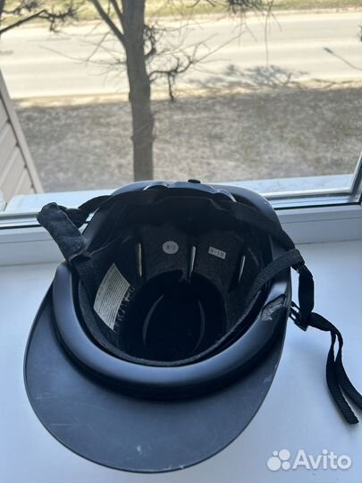 Шлем для конного спорта