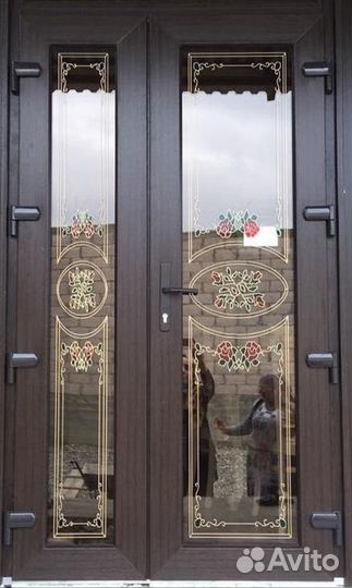 Пластиковая дверь 120х210 105
