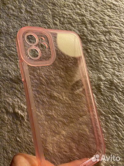 Чехлы на iPhone 11