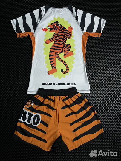 Форма Manto tiger mma