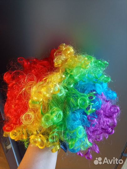 Парик клоуна