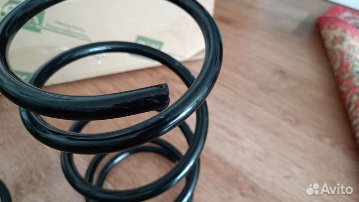 Пружины для передней части подвески OBK C4M-74541